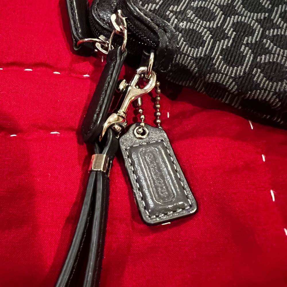 Coach Wristlet - Picture 5 of 7